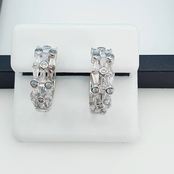 "925 Sterling Silver Cubic Zircon Earrings, UU1P7A7020 - Picture 1 of 9